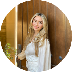 Megan Kalili, listing agent